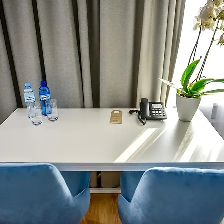 Coliber Hotel 2*